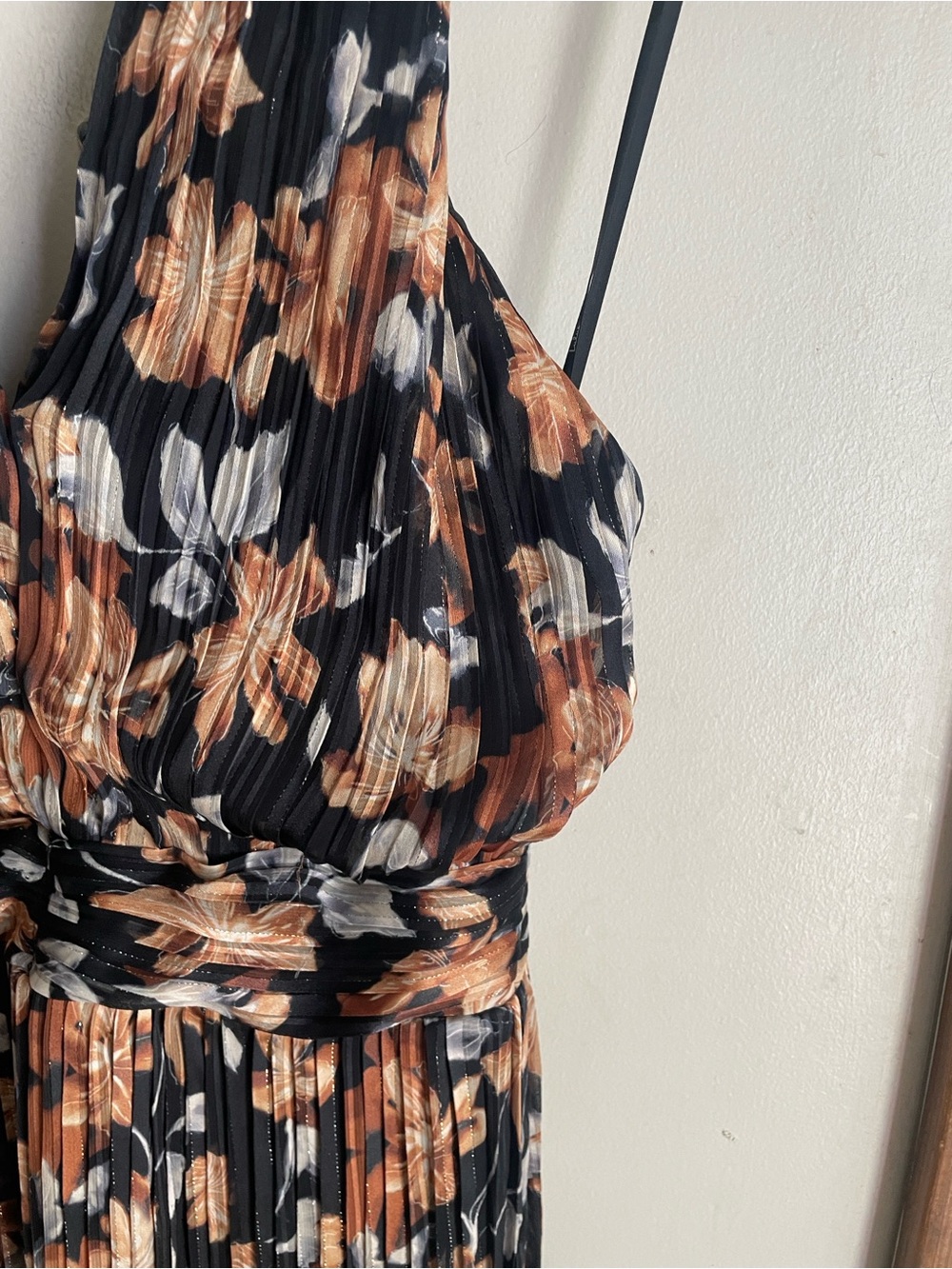 Lulus Gardena Black Floral Pleated Cross-Front Halter Midi Dress - Picture 5 of 16